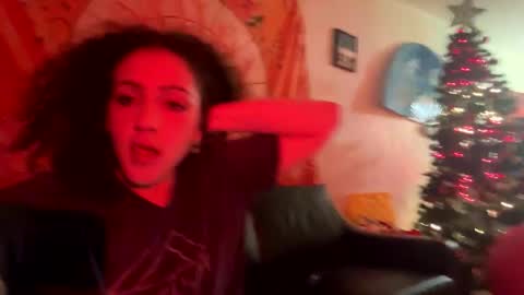 Nell xo online show from December 3, 4:02 am