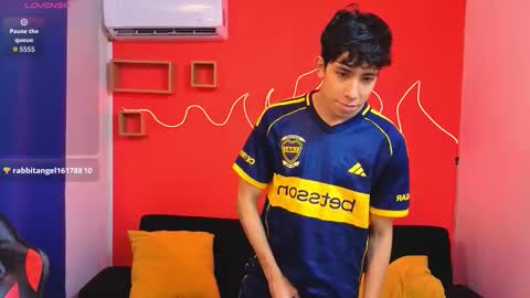 just Daniel  online show from February 12, 7:28 pm