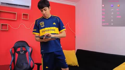 just Daniel  online show from April 28, 7:18 pm