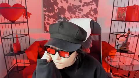 Neo Geisha online show from May 2, 12:55 pm