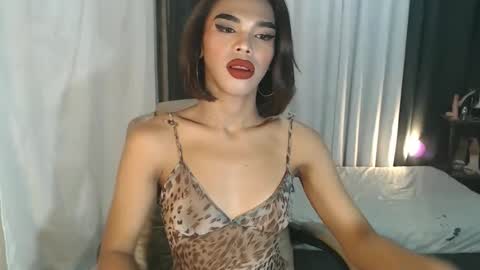 neomi online show from February 1, 7:11 pm