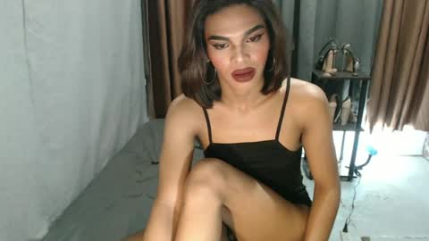 neomi online show from June 13, 6:40 pm