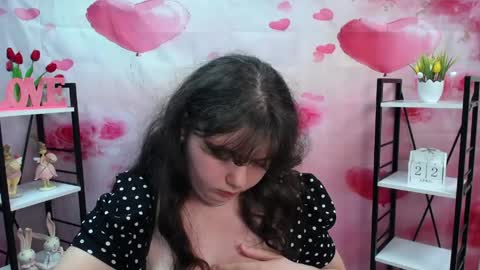 NeonilaLisova online show from April 23, 11:51 am
