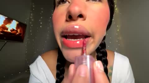 Helena    Every Friday new video for my fan club loves  online show from January 13, 6:26 pm