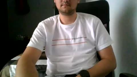 MrBull online show from June 29, 7:57 pm