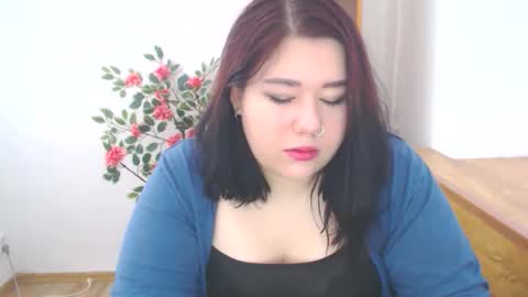 nereia online show from February 24, 8:28 am