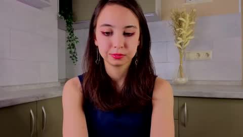 Emily online show from May 17, 3:10 pm