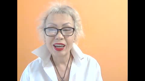 Snapshot of nessyjenixs chatting on October 16, 7:30 am NessyJenixs online show from October 16, 7:30 am