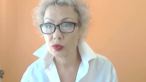 Snapshot of nessyjenixs chatting on September 20, 7:22 am NessyJenixs online show from September 20, 7:22 am
