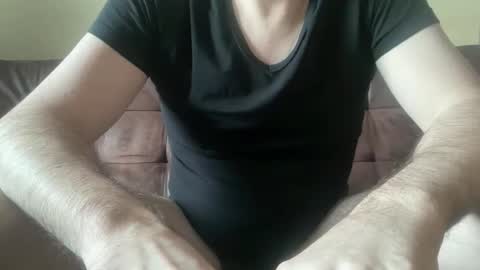 Neu242Gierig online show from November 21, 7:39 am