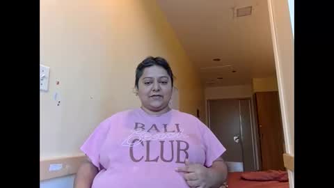 neverwiser online show from October 6, 9:43 pm