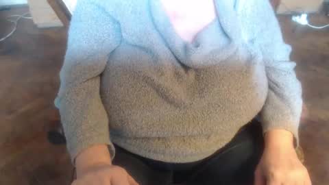 Lilly  online show from November 16, 10:39 am