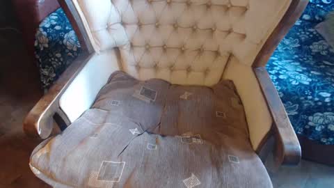 Lilly  online show from March 7, 12:34 pm