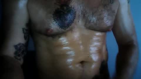 newcamboy1 online show from May 25, 2:28 am