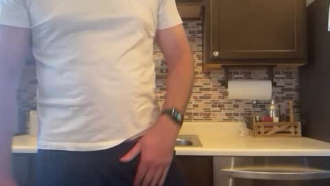 newguy_097 online show from March 10, 11:07 pm