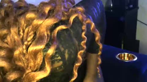 newhotbie364667 online show from November 26, 6:54 am