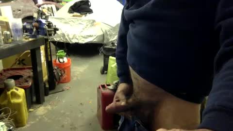 newtman68 online show from December 23, 10:44 pm