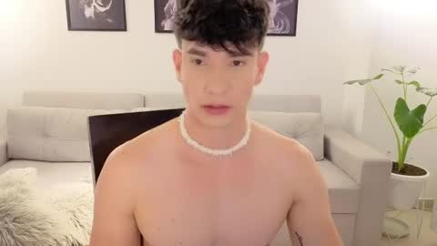   online show from June 18, 10:48 pm