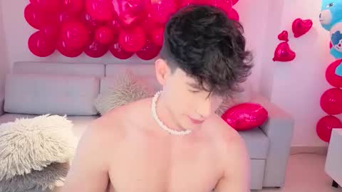   online show from February 17, 6:40 pm