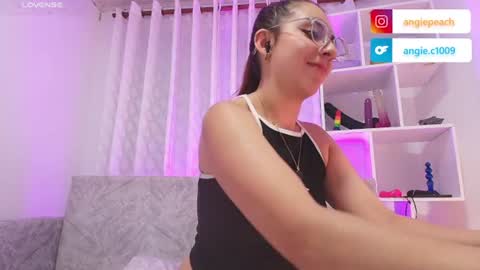  Angie   Instagram  angie julianac add me online show from June 13, 6:02 am