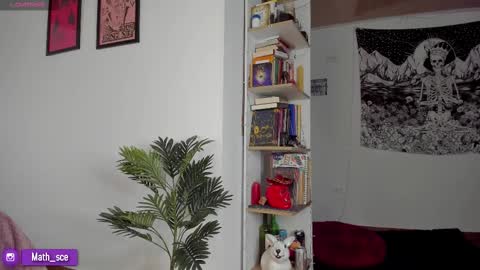 Nia online show from February 9, 11:04 pm