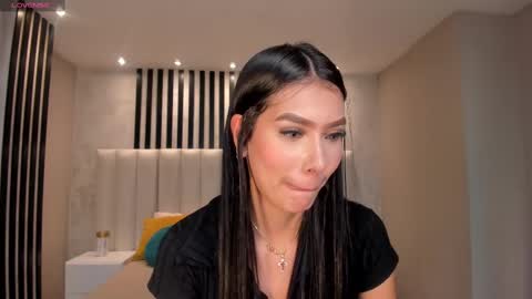 Call me Nia  online show from March 11, 7:14 pm