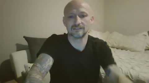 niatsum online show from March 30, 6:57 am