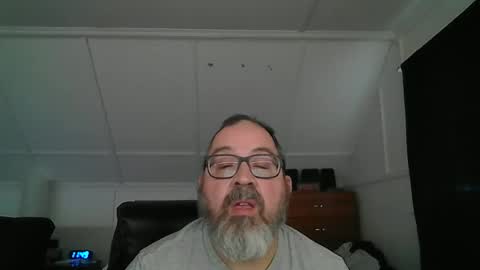 niceguy7208 online show from February 15, 4:49 pm