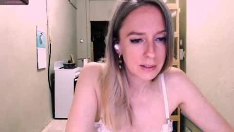 Kathrine online show from July 28, 8:52 pm