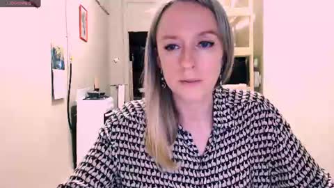 Kathrine online show from August 6, 9:13 pm