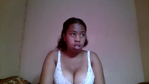 nicelly01 online show from May 20, 6:43 am