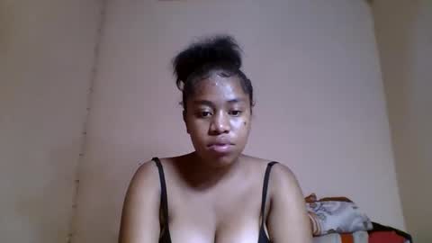 nicelly01 online show from May 13, 6:28 pm
