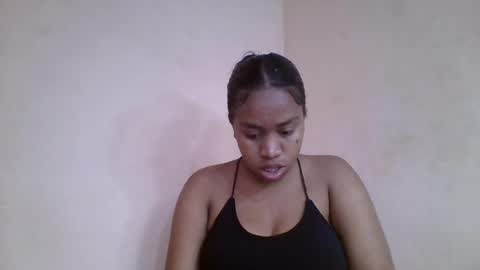 nicelly01 online show from June 16, 6:17 am