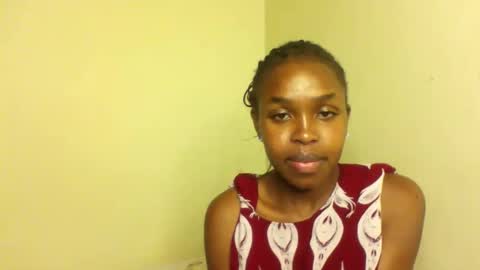 Snapshot of nicemillow chatting on December 7, 10:23 pm nicemillow online show from December 7, 10:23 pm