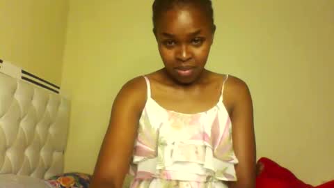 Snapshot of nicemillow chatting on December 11, 5:14 pm nicemillow online show from December 11, 5:14 pm