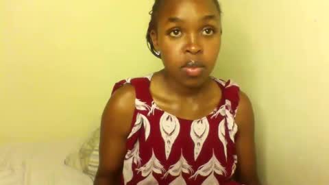 Snapshot of nicemillow chatting on December 7, 6:54 pm nicemillow online show from December 7, 6:54 pm