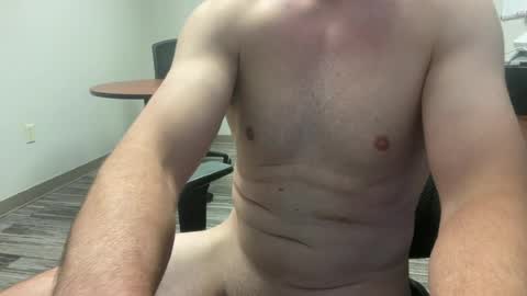 nick705068 online show from July 31, 3:46 pm
