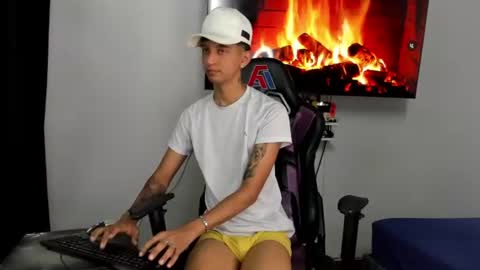 Frank online show from August 4, 11:01 pm