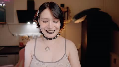 nickari_x online show from June 19, 9:15 am