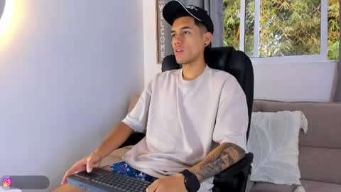 Nick Copeer  online show from July 5, 12:23 pm