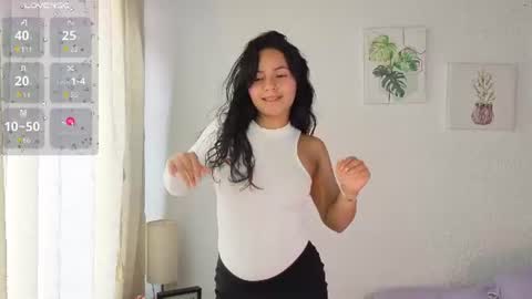 Nicole Silvermoon online show from June 15, 5:38 pm
