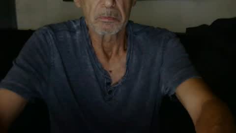 nickincali online show from July 8, 11:46 am