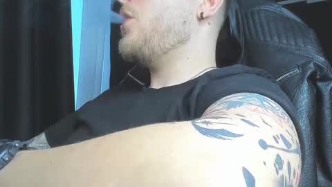 nicktattoomaster online show from April 10, 4:44 pm