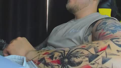 nicktattoomaster online show from May 17, 10:46 am