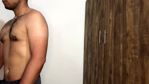 nicktristen_16 online show from October 29, 3:36 pm