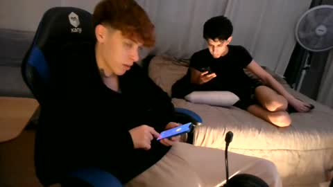 nickvox_ online show from June 23, 1:35 am