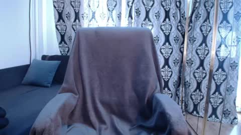 Nicky online show from April 27, 5:49 am