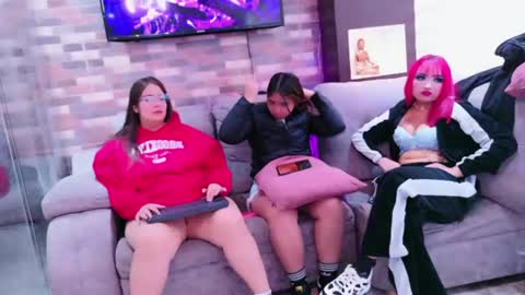 nicky_as online show from July 25, 1:53 pm