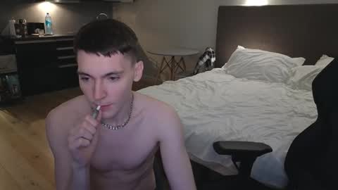 Nicki  Danny online show from October 27, 7:25 pm