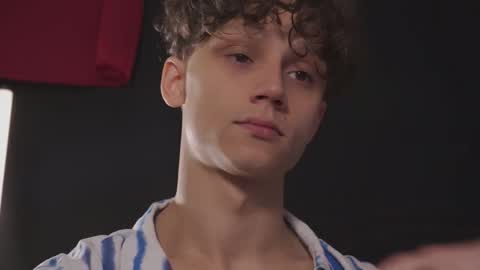 Nicky Neal online show from October 3, 8:50 pm